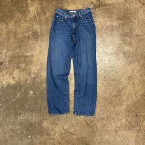 Levi's 94 Baggy Fit Navy Denim Jeans Size 24x31 High Rise 90s Style